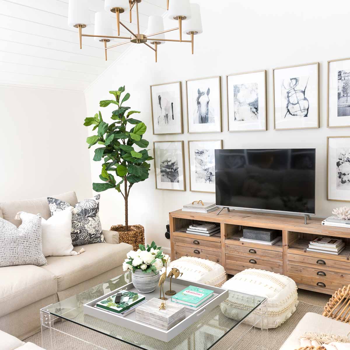 10 Go-To Living Room Corner Ideas!
