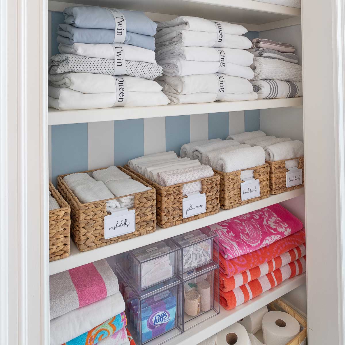10 Linen Closet Organization Ideas for a Clutter-Free Closet!