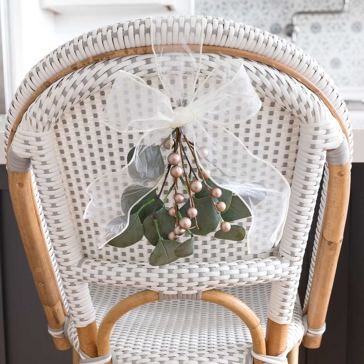 10 Simple Christmas Decoration Ideas!