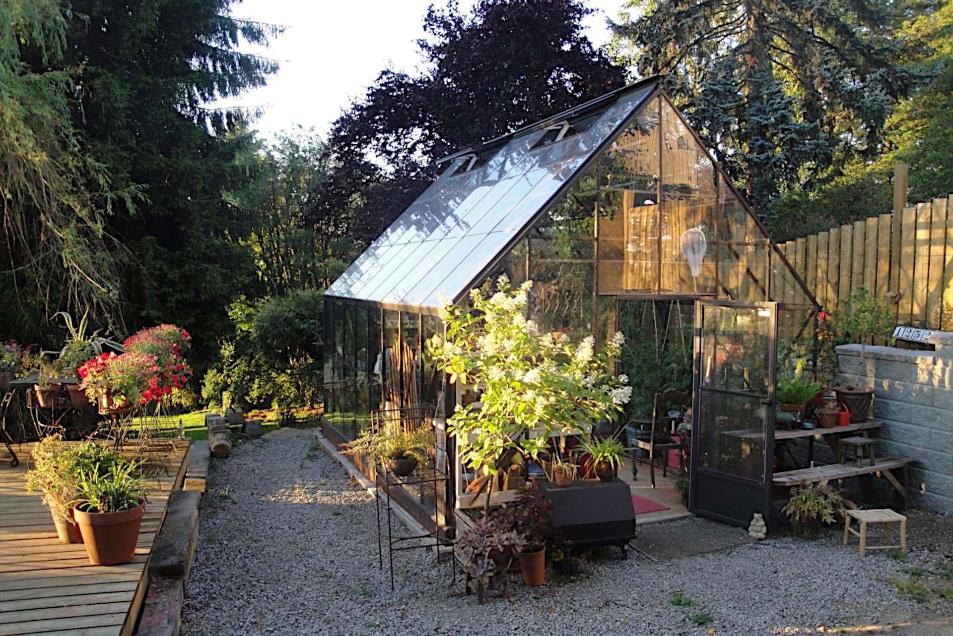 Greenhouses: How to Plan Your Layout
