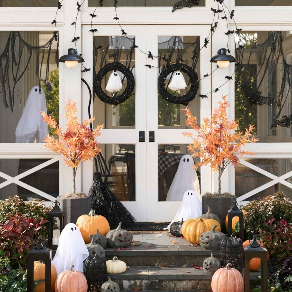 Simple, Spooky, & Fun Halloween Porch Decor Ideas